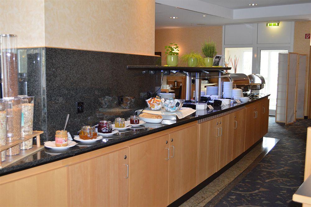 Ramada By Wyndham Hannover Messe Laatzen Luaran gambar