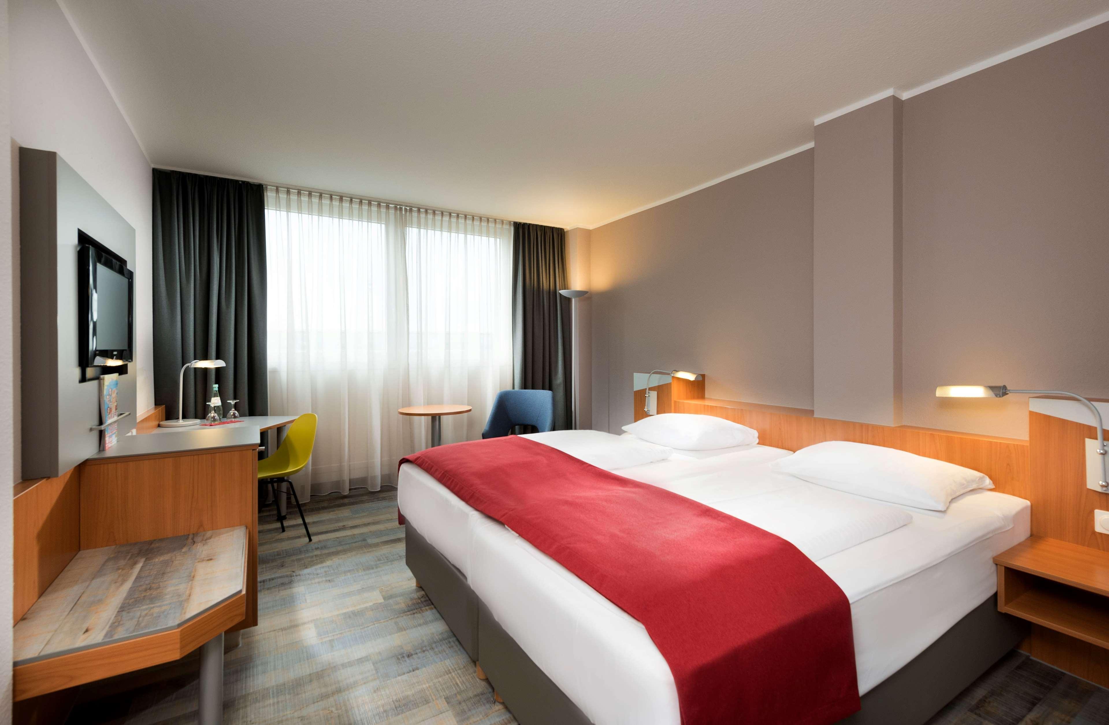 Ramada By Wyndham Hannover Messe Laatzen Luaran gambar