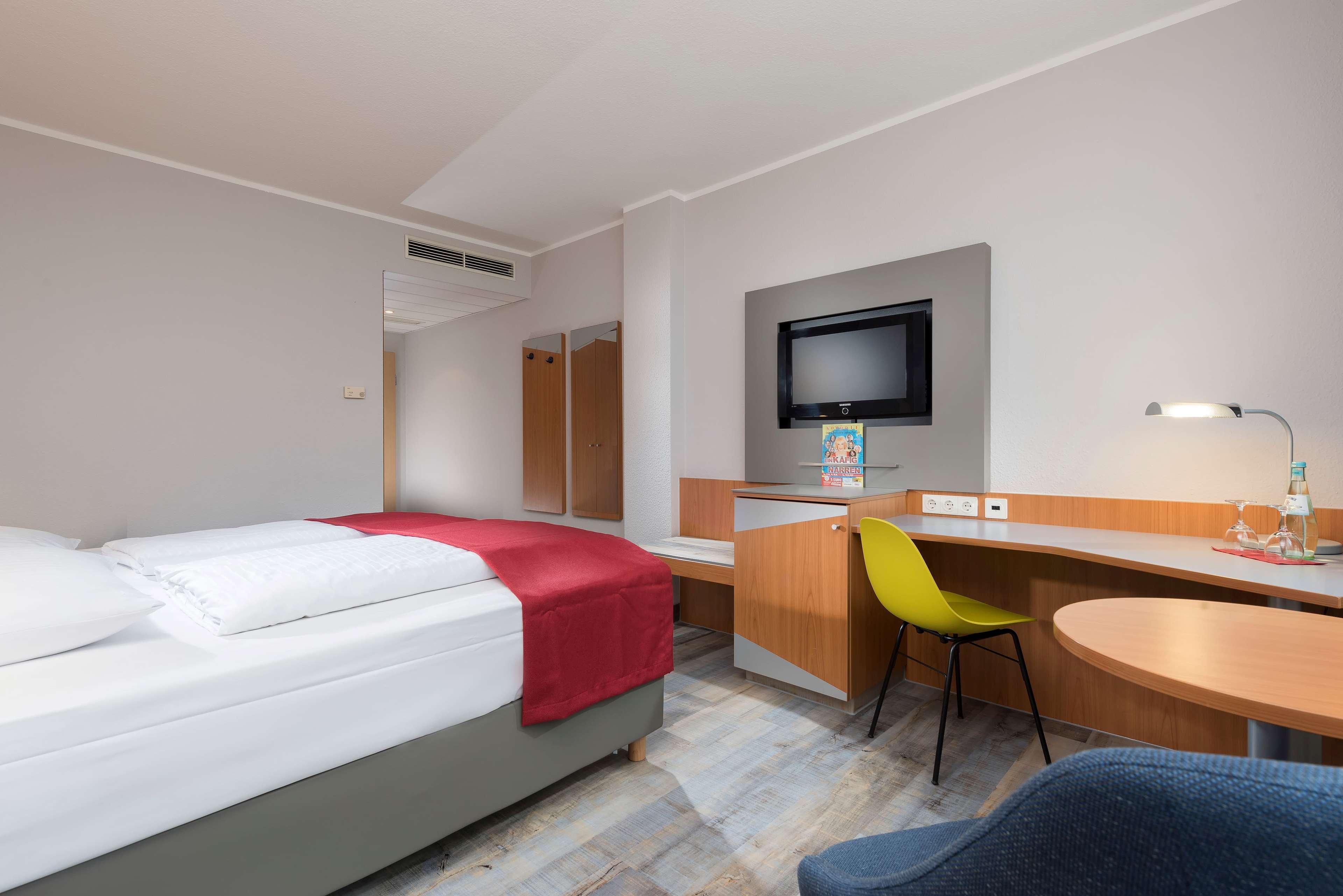 Ramada By Wyndham Hannover Messe Laatzen Luaran gambar