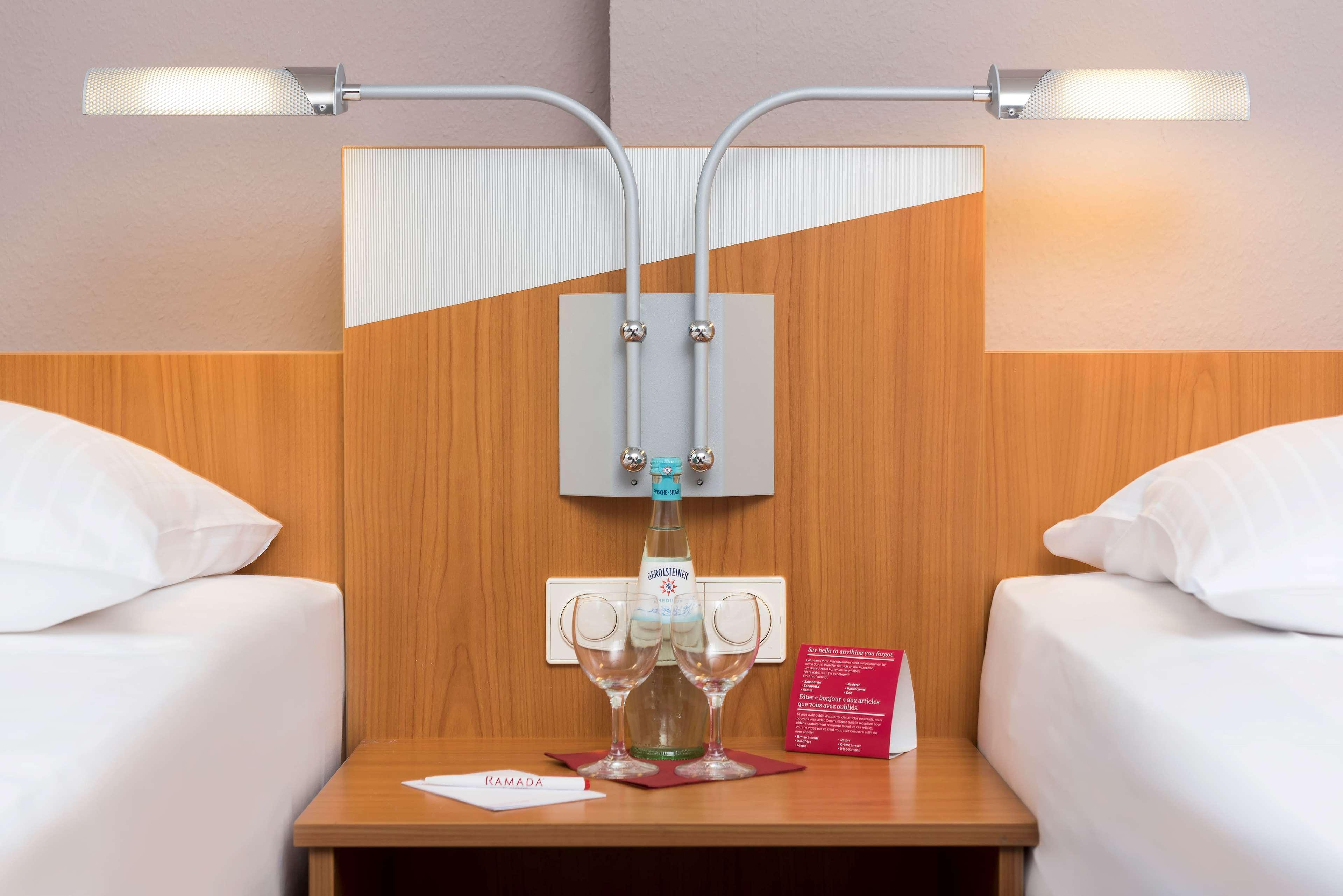 Ramada By Wyndham Hannover Messe Laatzen Luaran gambar
