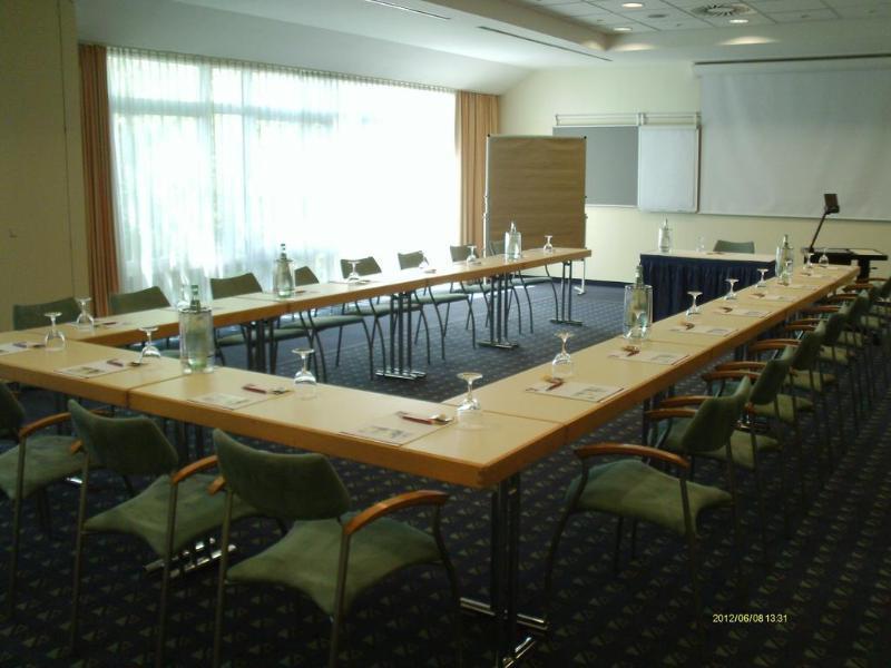 Ramada By Wyndham Hannover Messe Laatzen Luaran gambar