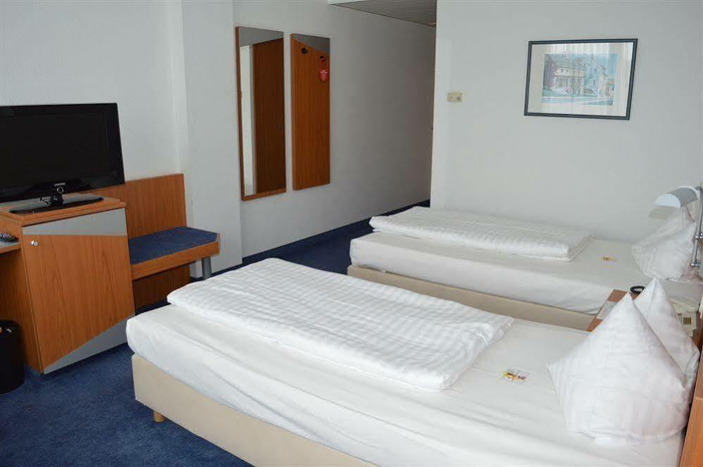 Ramada By Wyndham Hannover Messe Laatzen Luaran gambar