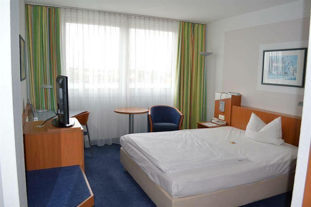 Ramada By Wyndham Hannover Messe Laatzen Luaran gambar